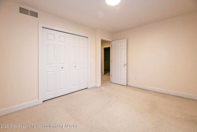 5490 Martinique Circle, East Lansing, MI 48823