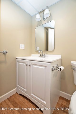 5490 Martinique Circle, East Lansing, MI 48823