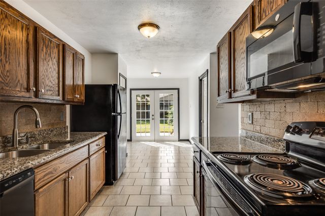 4937 Wagner Drive, The Colony, TX 75056