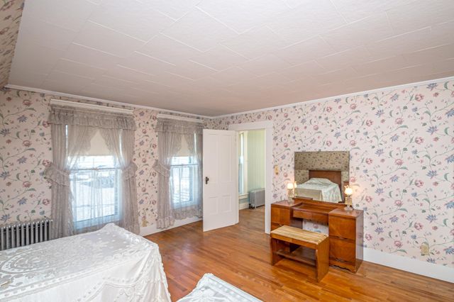 19 Elm Street, Whitefield, NH 03598