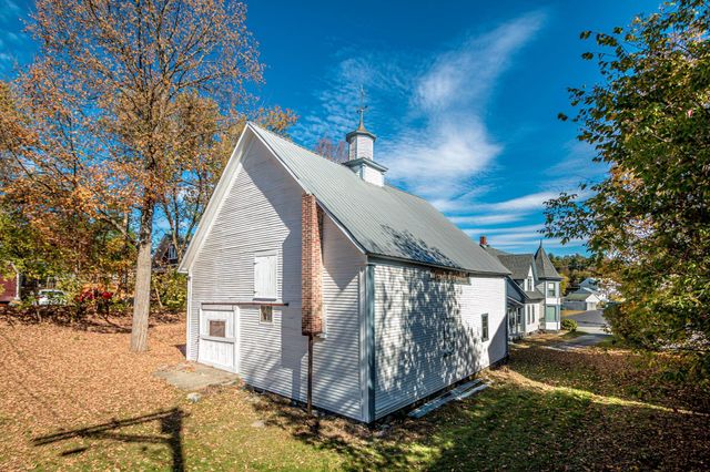 19 Elm Street, Whitefield, NH 03598