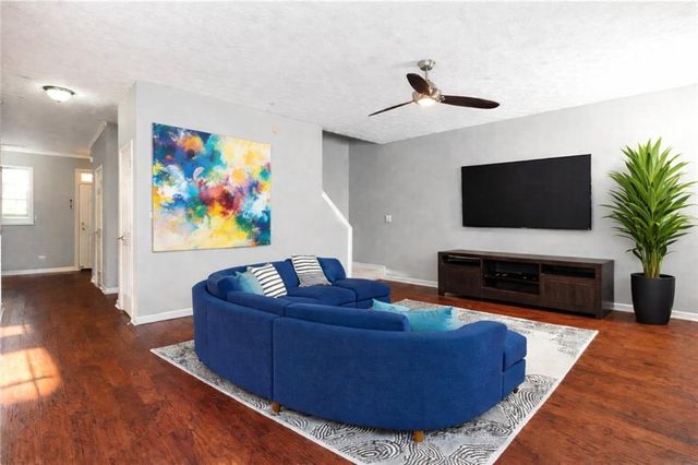 2580 Avery Park Circle, Atlanta, GA 30360