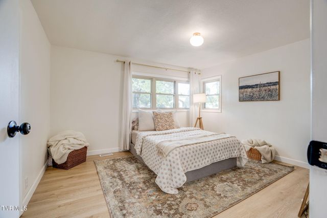 119 Cole Lane, Church Hill, TN 37642