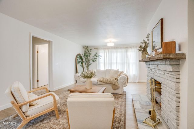 119 Cole Lane, Church Hill, TN 37642