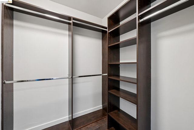 6465 San Pablo 203, Oakland, CA 94608