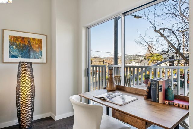 6465 San Pablo 203, Oakland, CA 94608