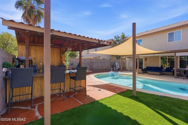 7085 W Amarante Drive, Tucson, AZ 85743