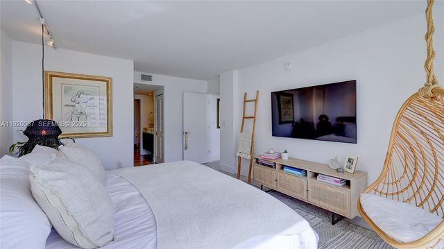 177 Ocean Lane Dr 707, Key Biscayne, FL 33149