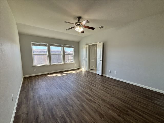 8050 Privet Street, Forney, TX 75126