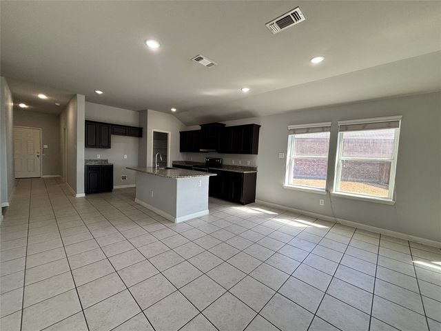 8050 Privet Street, Forney, TX 75126