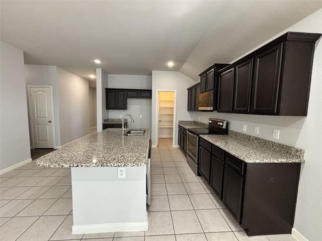 8050 Privet Street, Forney, TX 75126