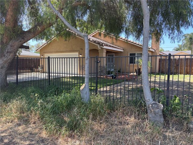 4118 Blair St., Corona, CA 92879