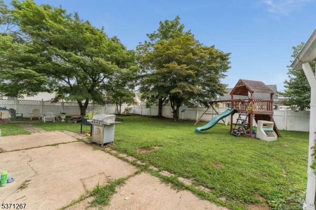 318 Marion Pl, Manville Boro, NJ 08835