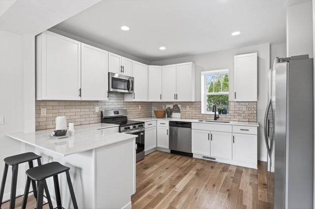 656 Madison Street, Anoka, MN 55303
