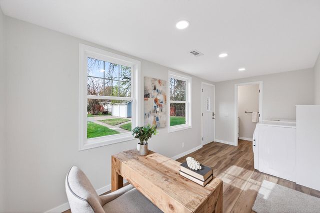 656 Madison Street, Anoka, MN 55303