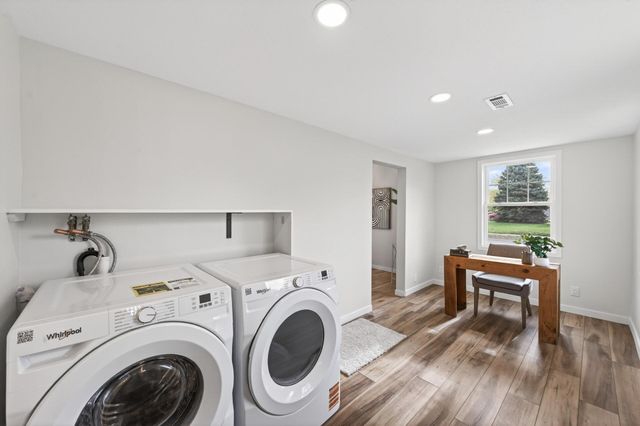 656 Madison Street, Anoka, MN 55303