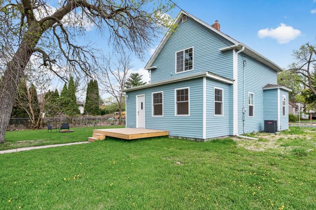 656 Madison Street, Anoka, MN 55303