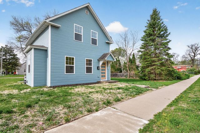 656 Madison Street, Anoka, MN 55303