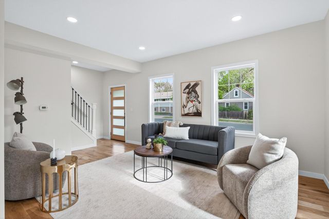 656 Madison Street, Anoka, MN 55303