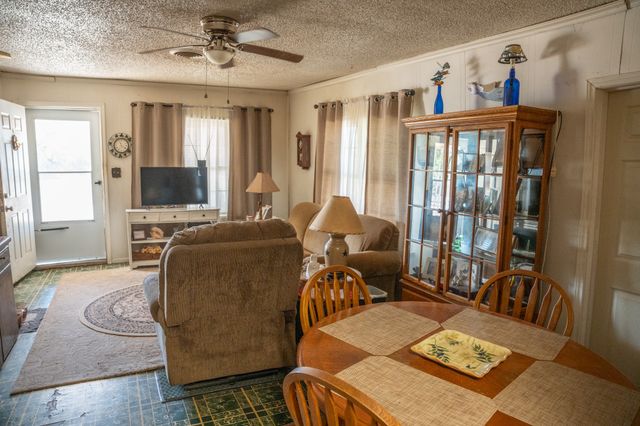 6613 Routt Street, Fort Worth, TX 76112