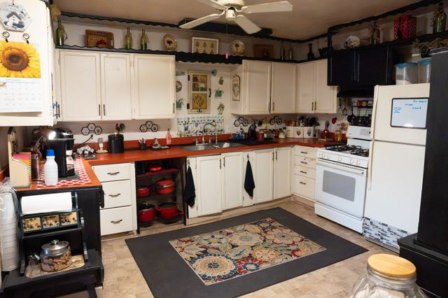 6613 Routt Street, Fort Worth, TX 76112