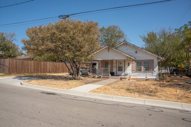 6613 Routt Street, Fort Worth, TX 76112