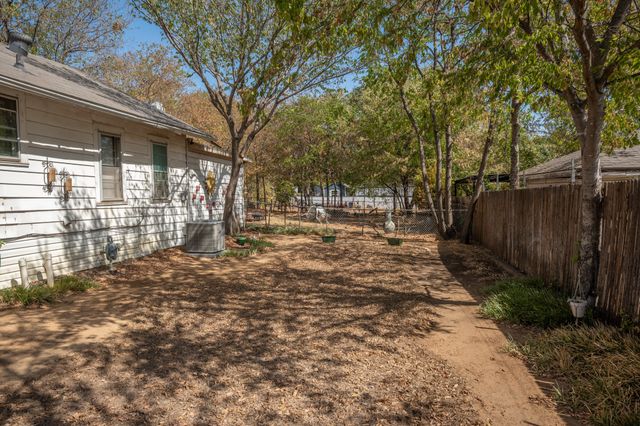 6613 Routt Street, Fort Worth, TX 76112