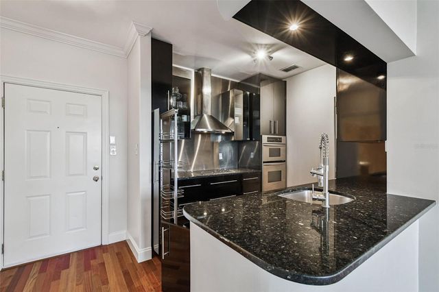 5000 CULBREATH KEY WAY 9-318, Tampa, FL 33611