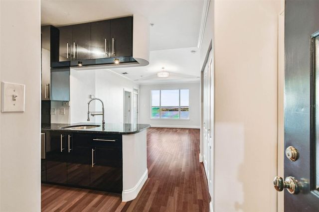 5000 CULBREATH KEY WAY 9-318, Tampa, FL 33611