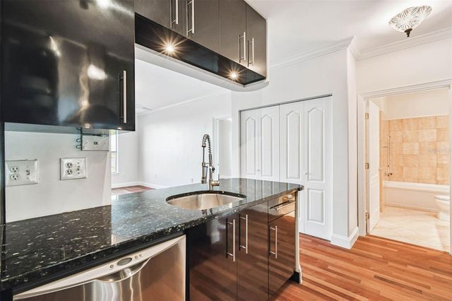 5000 CULBREATH KEY WAY 9-318, Tampa, FL 33611