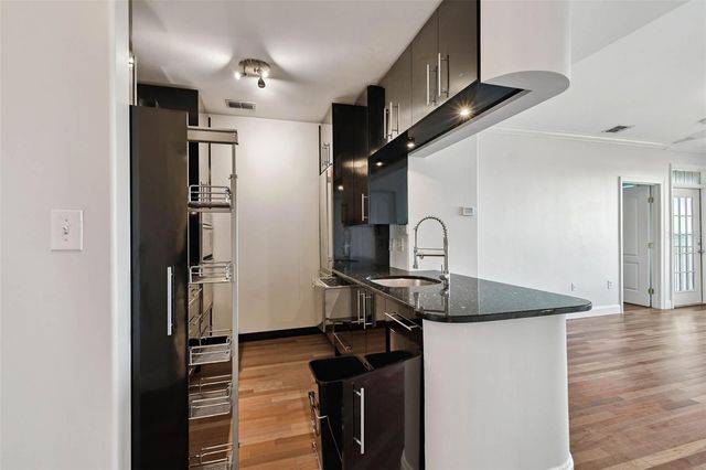 5000 CULBREATH KEY WAY 9-318, Tampa, FL 33611