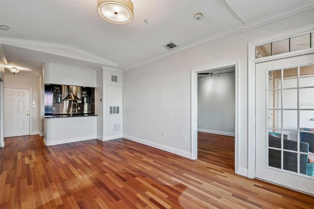 5000 CULBREATH KEY WAY 9-318, Tampa, FL 33611