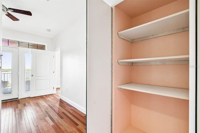 5000 CULBREATH KEY WAY 9-318, Tampa, FL 33611