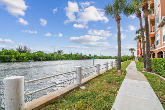 5000 CULBREATH KEY WAY 9-318, Tampa, FL 33611