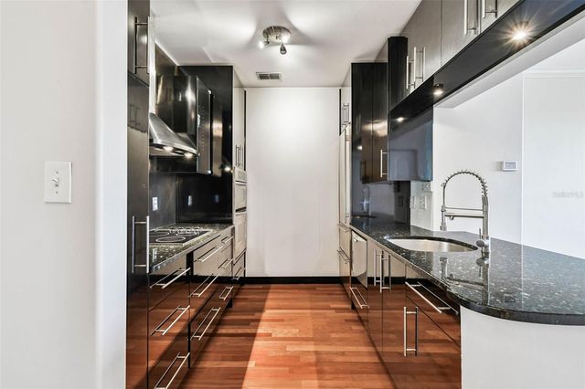 5000 CULBREATH KEY WAY 9-318, Tampa, FL 33611