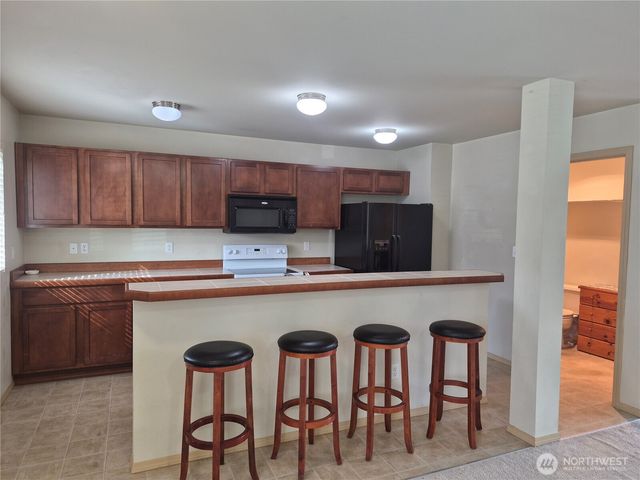 1725 E 41st, Tacoma, WA 98404