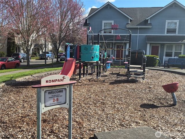 1725 E 41st, Tacoma, WA 98404