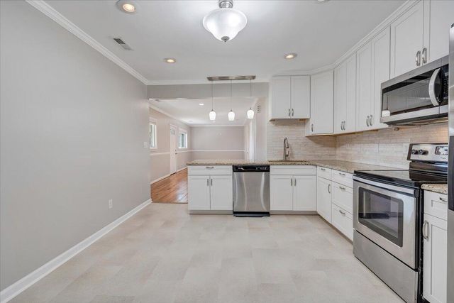 1724 Starview DR, Salem, VA 24153