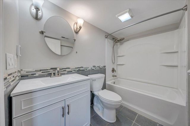 1724 Starview DR, Salem, VA 24153