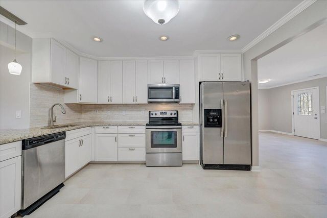 1724 Starview DR, Salem, VA 24153