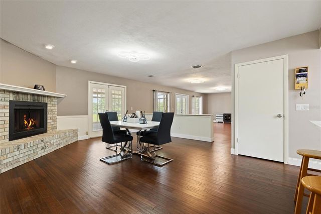 498 LAKEWOOD DRIVE, Brandon, FL 33510