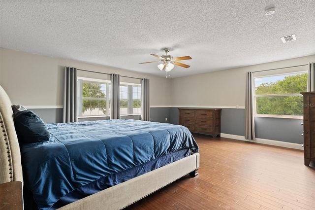 498 LAKEWOOD DRIVE, Brandon, FL 33510