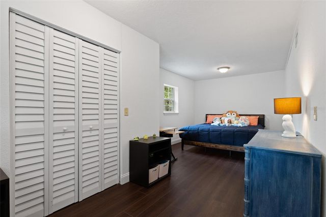 498 LAKEWOOD DRIVE, Brandon, FL 33510