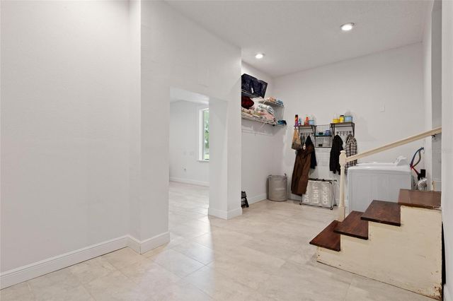 498 LAKEWOOD DRIVE, Brandon, FL 33510