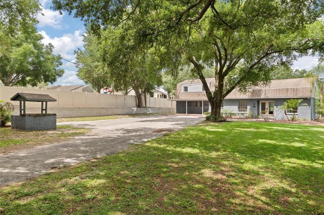 498 LAKEWOOD DRIVE, Brandon, FL 33510