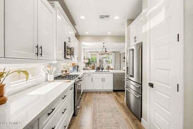 32062 N 124TH Drive, Peoria, AZ 85383