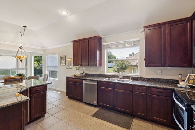 11001 Southerland Drive, Denton, TX 76207