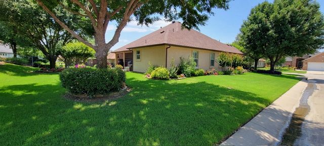 11001 Southerland Drive, Denton, TX 76207