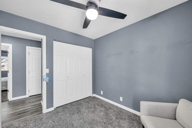 1920 N Wood Dr, Wichita, KS 67212