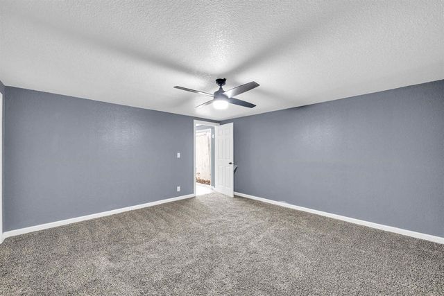 1920 N Wood Dr, Wichita, KS 67212